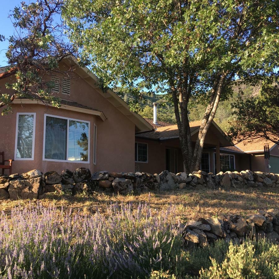 Foxtail Farm Bed & Breakfast Ponderosa Basin Екстер'єр фото